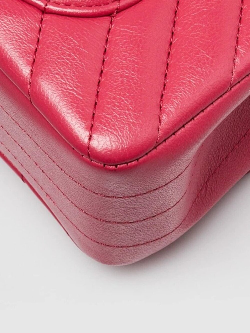 Chanel Pink Chevron Quilted Lambskin Leather Classic Mini Rectangular Bag - Picture 4 of 11
